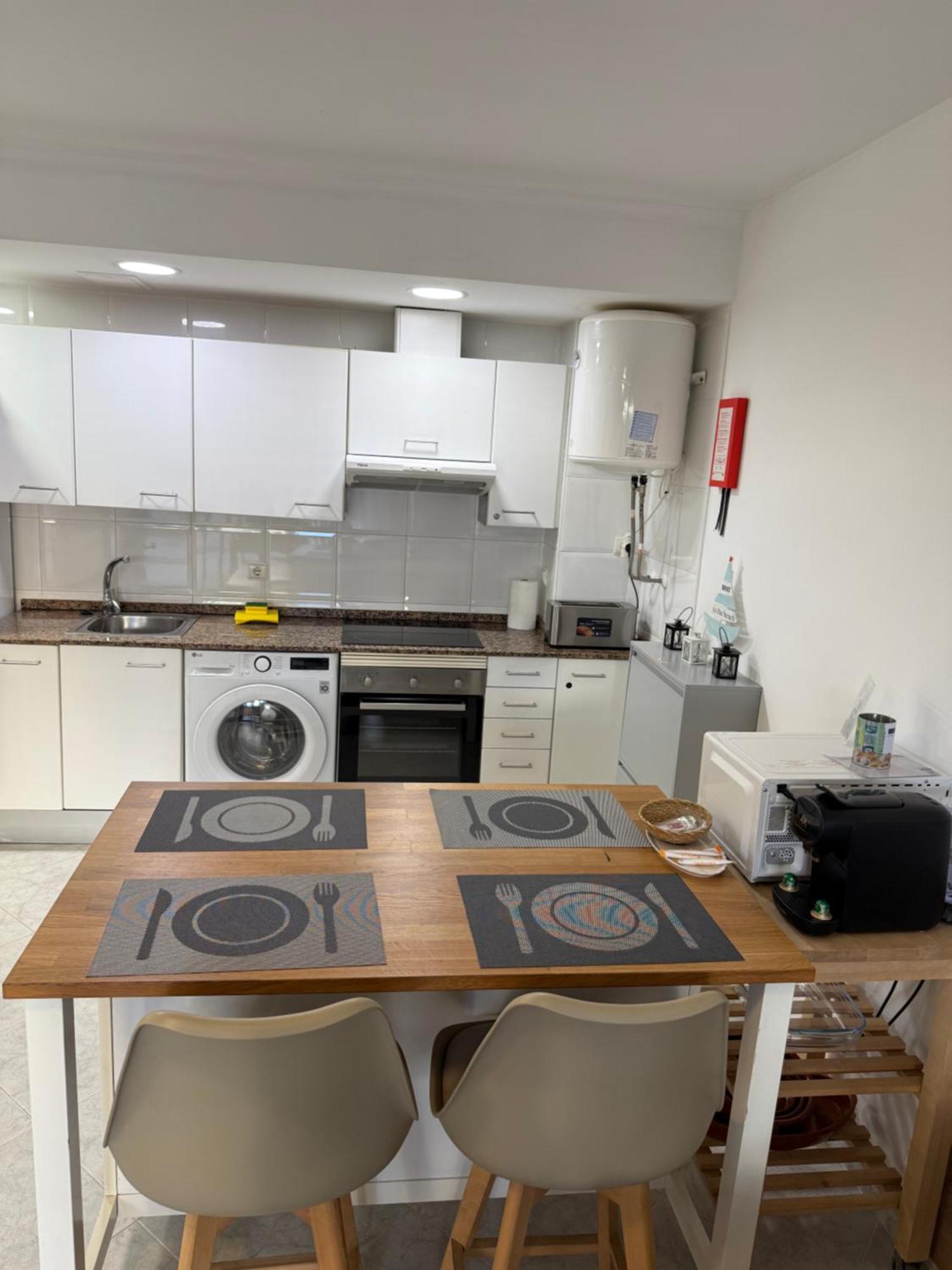 Mar Y Montana - L'Hospitalet De L'Infant Apartman Kültér fotó