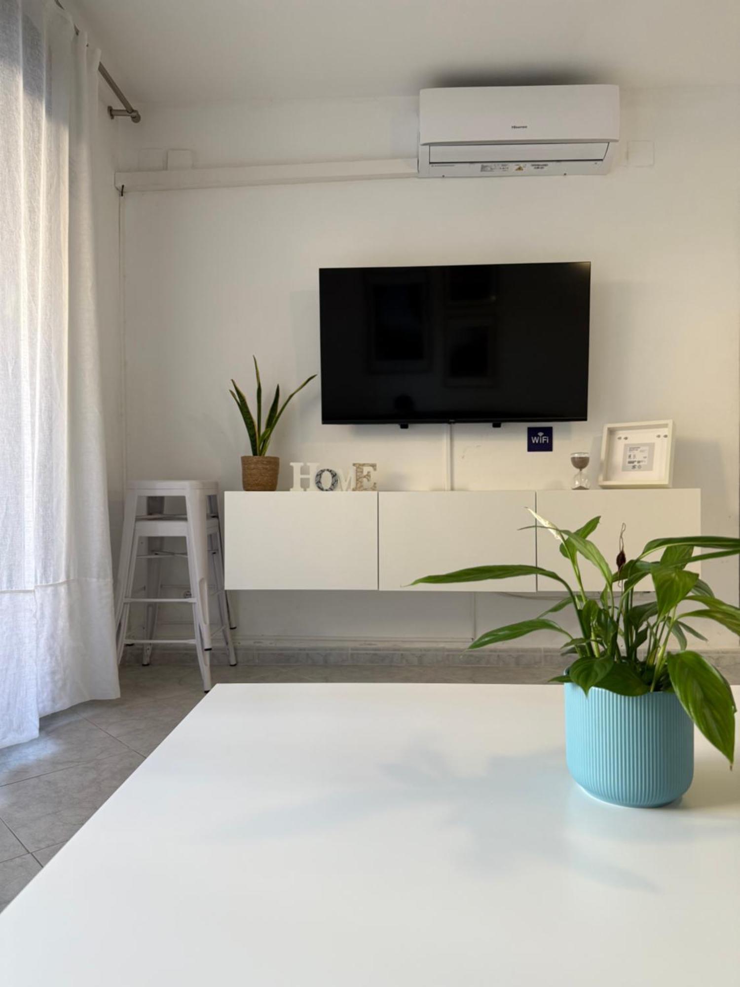 Mar Y Montana - L'Hospitalet De L'Infant Apartman Kültér fotó
